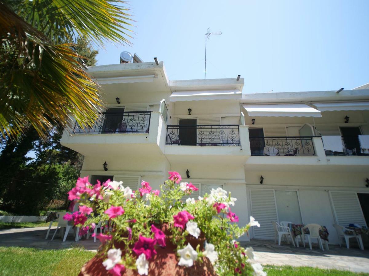 Villa Bianca Studios Posidi Exterior foto